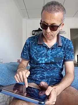 EmilioTaladdro online show from June 3, 3:17 pm