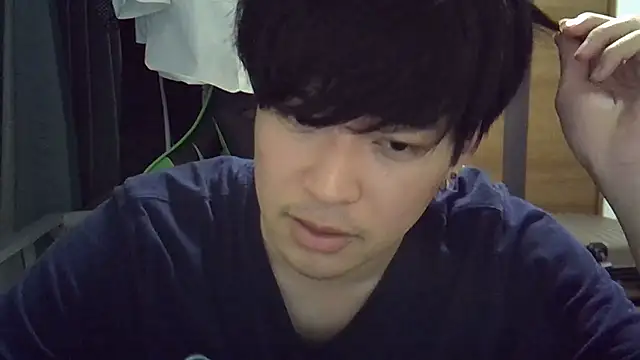 aokunvvv online show from September 15, 2:40 pm
