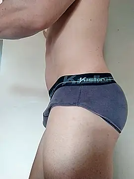 brankinho28 online show from September 28, 6:28 pm
