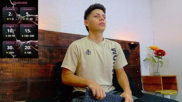 JhosuaVega online show from September 25, 1:26 am