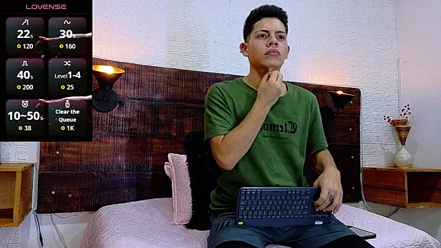 JhosuaVega online show from October 7, 6:56 pm