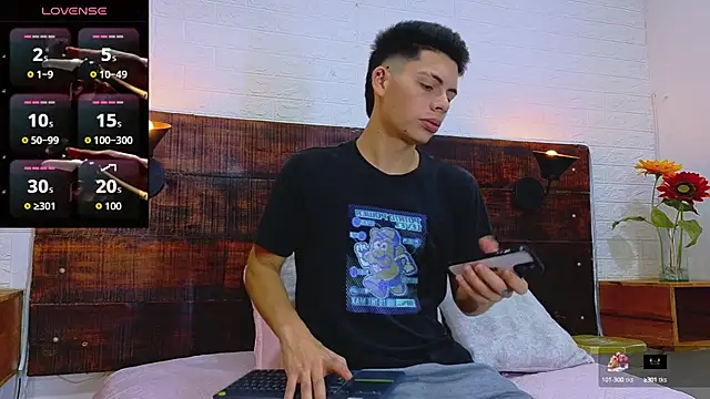 JhosuaVega online show from October 2, 2:04 am