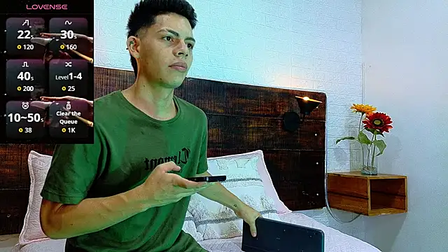 JhosuaVega online show from October 4, 2:27 am