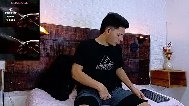 JhosuaVega online show from October 9, 6:57 pm