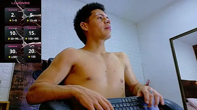 JhosuaVega online show from October 18, 7:19 pm