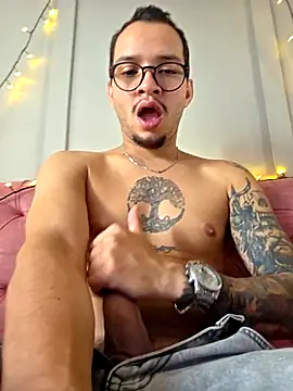 AronShelby420 online show from September 25, 4:28 pm