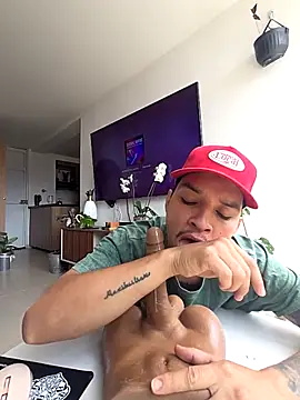 AronShelby420 online show from September 15, 2:40 pm