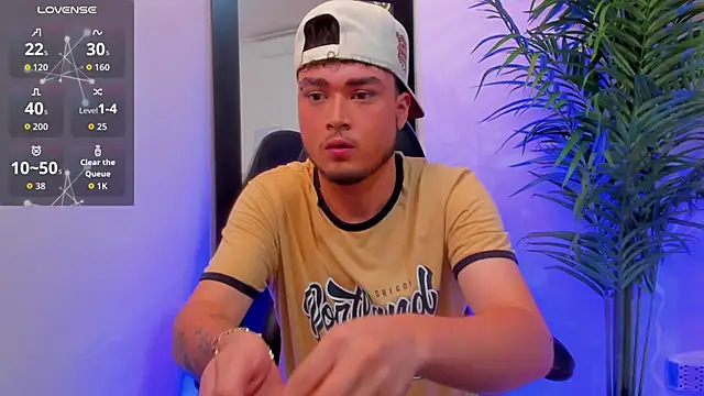 SALVATORE MULLER1 online show from October 16, 11:29 am