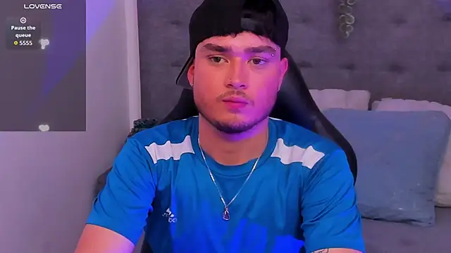 SALVATORE MULLER1 online show from October 27, 3:09 am