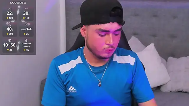 SALVATORE MULLER1 online show from November 2, 4:50 am