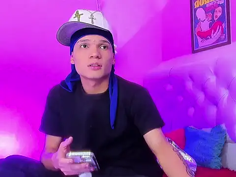 EL VENEZOLANO 22CM online show from December 14, 4:41 am