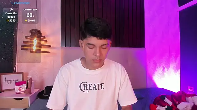 SandroVeyra online show from December 22, 2:42 am