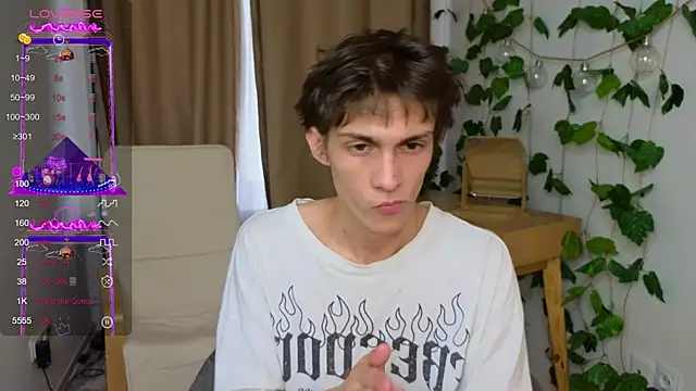 va1ora online show from October 11, 12:20 pm