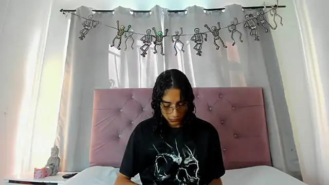 EthanBlackwoodd online show from November 25, 7:38 pm