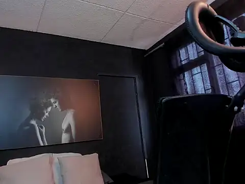 RichardMilleer online show from October 14, 1:51 pm