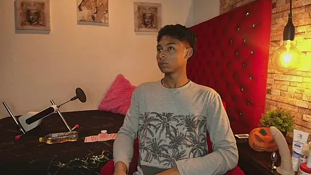 CoffeNaughty nom online show from October 15, 3:25 am