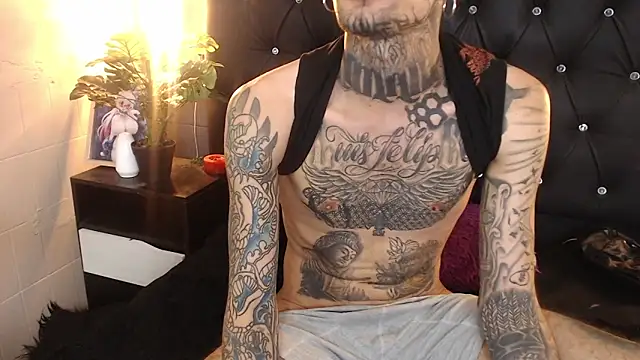 HellBoyInk online show from September 26, 10:51 pm