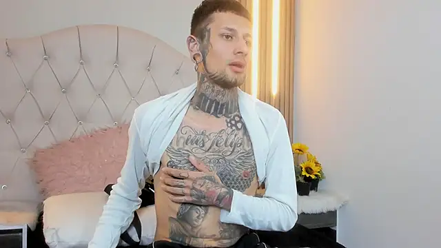 HellBoyInk online show from September 30, 8:23 pm