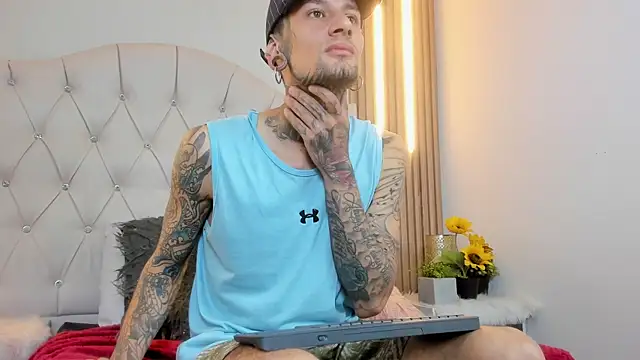 HellBoyInk online show from September 29, 8:16 pm