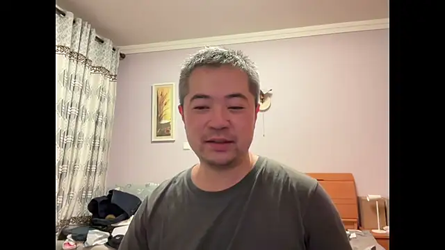 Snapshot of Mr_Dog chatting on September 20, 2:06 pm Mr Dog online show from September 20, 2:06 pm