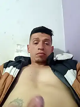 Snapshot of Andyvergagrande chatting on September 18, 4:47 am Andyvergagrande online show from September 18, 4:47 am