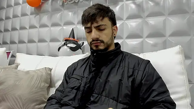 Jack Daniel   online show from October 30, 3:35 pm