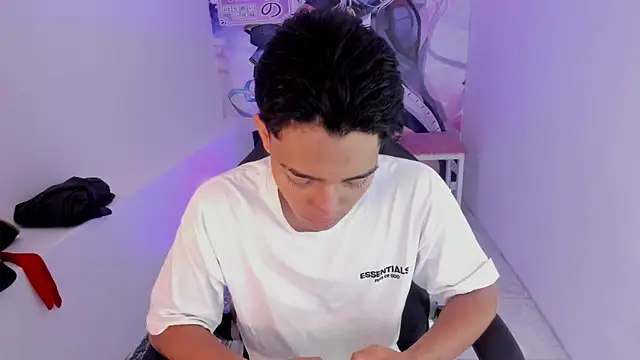 Hunteer Boy online show from November 7, 4:38 am