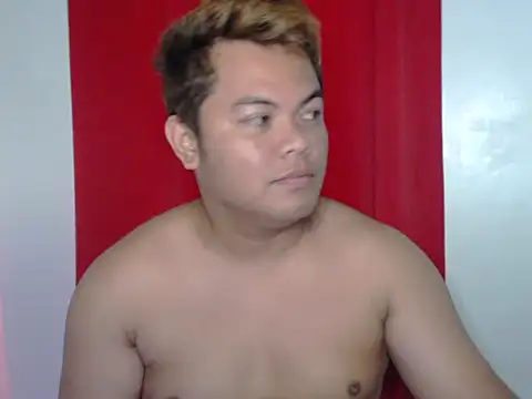 Snapshot of Gayasianzowe chatting on September 25, 3:49 am Gayasianzowe online show from September 25, 3:49 am
