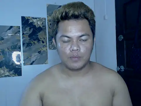 Snapshot of Gayasianzowe chatting on September 23, 4:39 pm Gayasianzowe online show from September 23, 4:39 pm