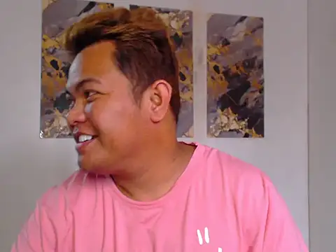 Snapshot of Gayasianzowe chatting on September 15, 5:53 am Gayasianzowe online show from September 15, 5:53 am