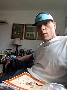 Snapshot of LaloSalamanca69 chatting on September 18, 2:30 pm LaloSalamanca69 online show from September 18, 2:30 pm
