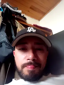 KevinWolf online show from September 26, 9:01 pm