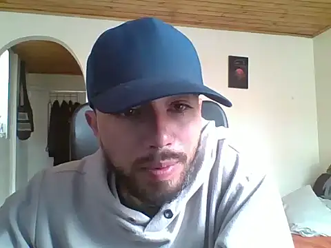 KevinWolf online show from October 7, 2:21 pm