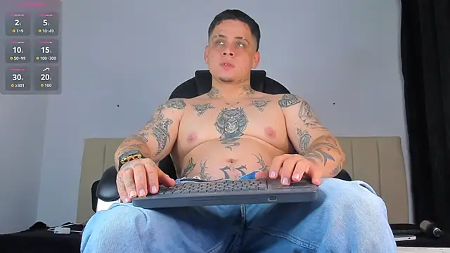 denis munera online show from December 3, 10:43 am