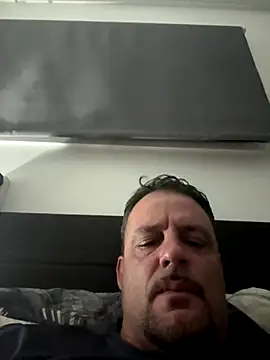 Andys828282 online show from December 16, 9:05 am