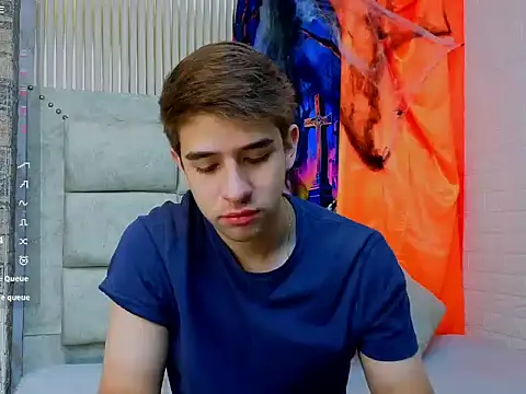 gaelcruz  online show from October 8, 3:22 am
