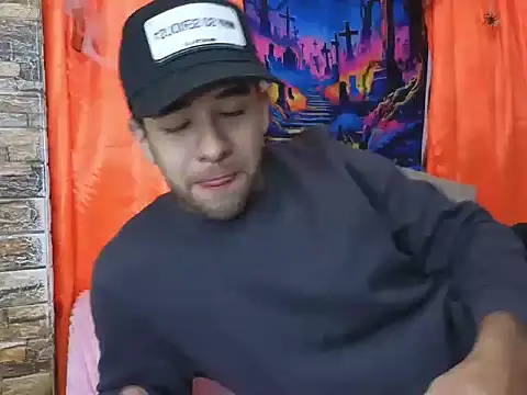 gaelcruz  online show from October 5, 3:32 am