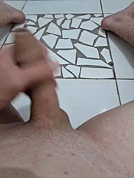 rafaelsouzzaa online show from October 21, 1:09 am