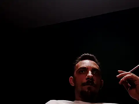 guesswhatbitch online show from September 28, 7:34 pm