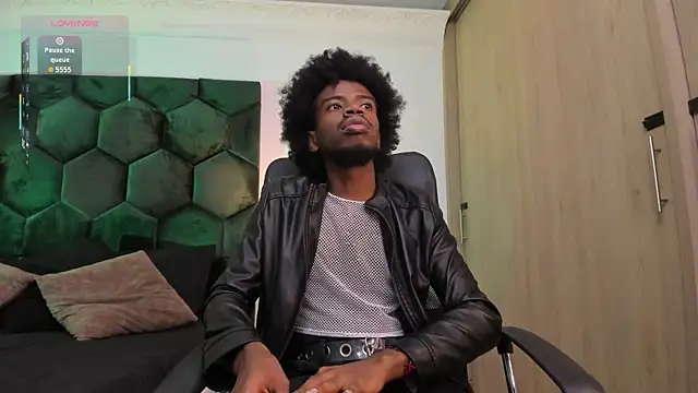 AllexJacob online show from April 14, 10:31 pm