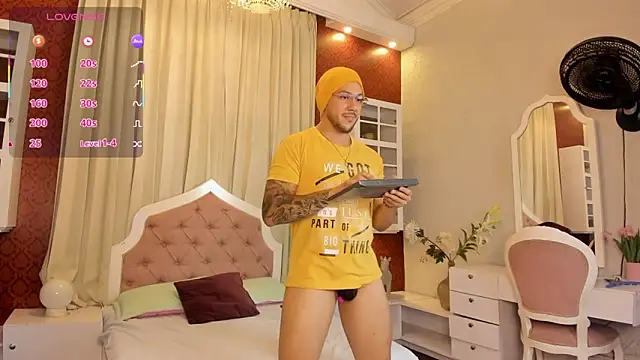 DomnGrey online show from October 1, 3:43 am