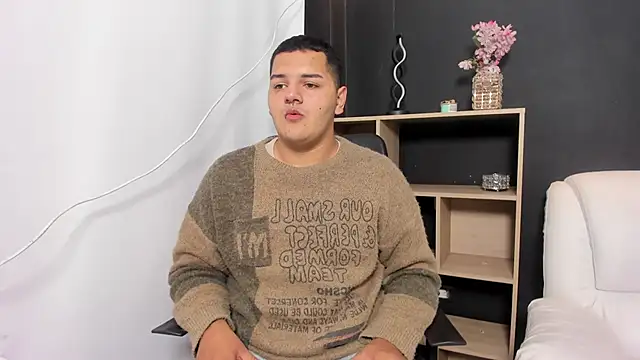 NathanGrand  online show from October 2, 4:38 am