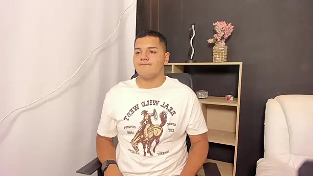NathanGrand  online show from September 29, 4:33 am