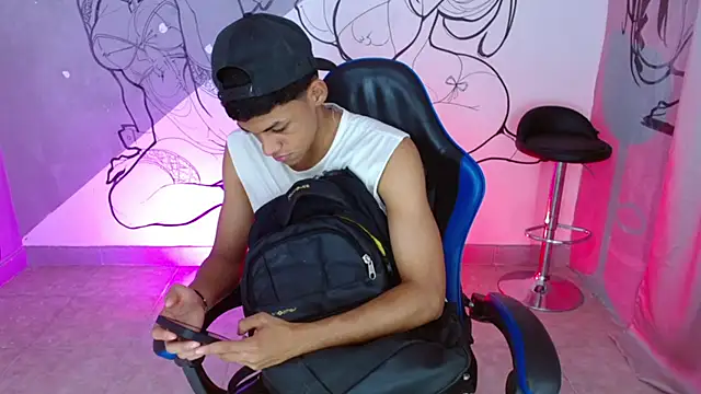 deivid bigcock1 online show from December 14, 12:28 am