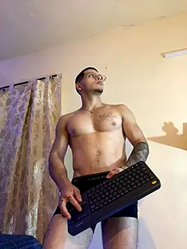 Matt your master  online show from October 18, 11:15 am