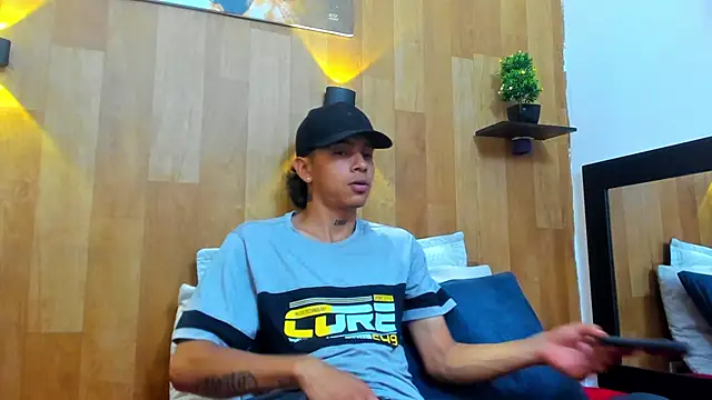 noah blake0 online show from September 19, 2:34 am