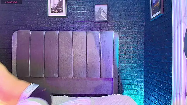 Erick Velveth online show from December 21, 6:10 am