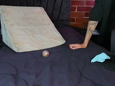 jei coxs online show from November 22, 12:49 pm