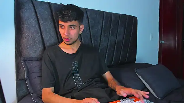 jei coxs online show from October 14, 5:42 pm