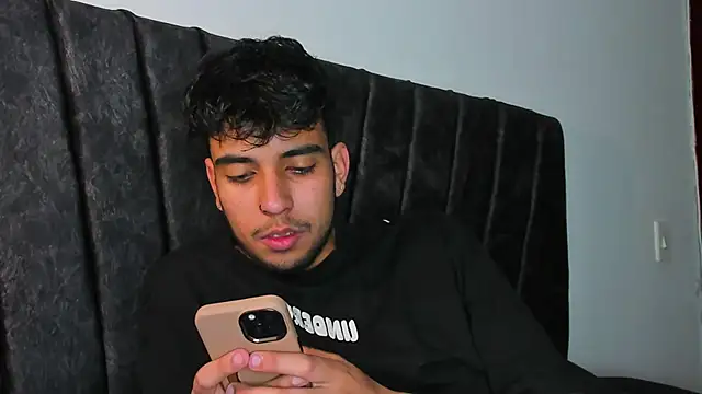 jei coxs online show from October 22, 11:47 am